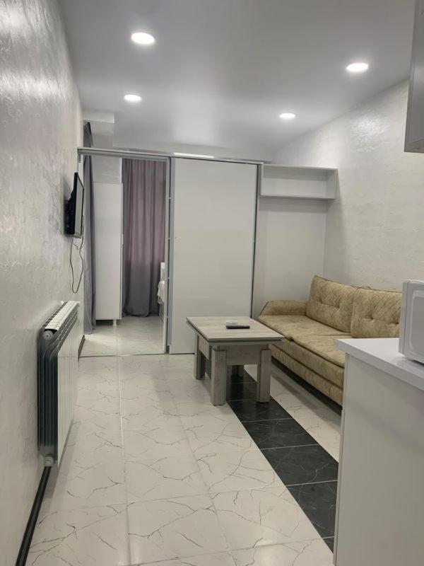 Kakha'S Apartment Batumi Ngoại thất bức ảnh